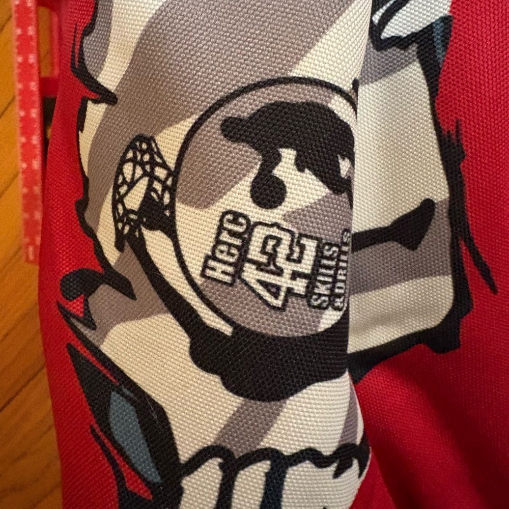 Red Backpack with Graphic Design - Picture 9 of 12